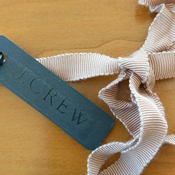 J CREW NECKLACE! - Picture 6 of 8
